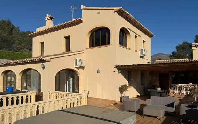 Finca/Casa Rural de 5 habitaciones en Benissa en venta con piscina garaje - 1.400.000 € (Ref: 10026175)