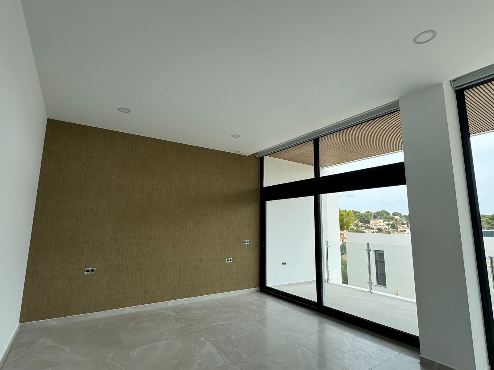 3 chambre Villa/Maison à vendre à Calpe / Calp avec piscine garage - 1 099 000 € (Ref: 10036216)