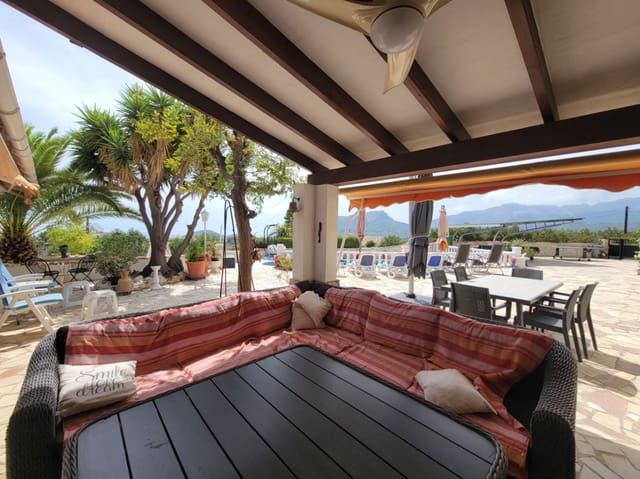 4 soverom Finca/Herregård til salgs i Benissa med svømmebasseng garasje - € 625 000 (Ref: 10036217)