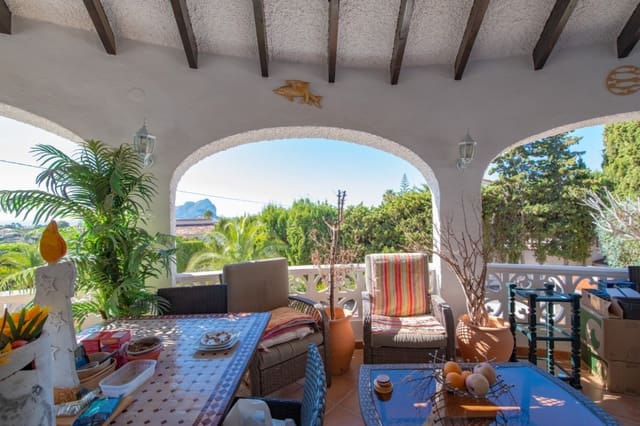 4 slaapkamer Villa te koop in Calpe / Calp met zwembad garage - € 495.000 (Ref: 10154104)