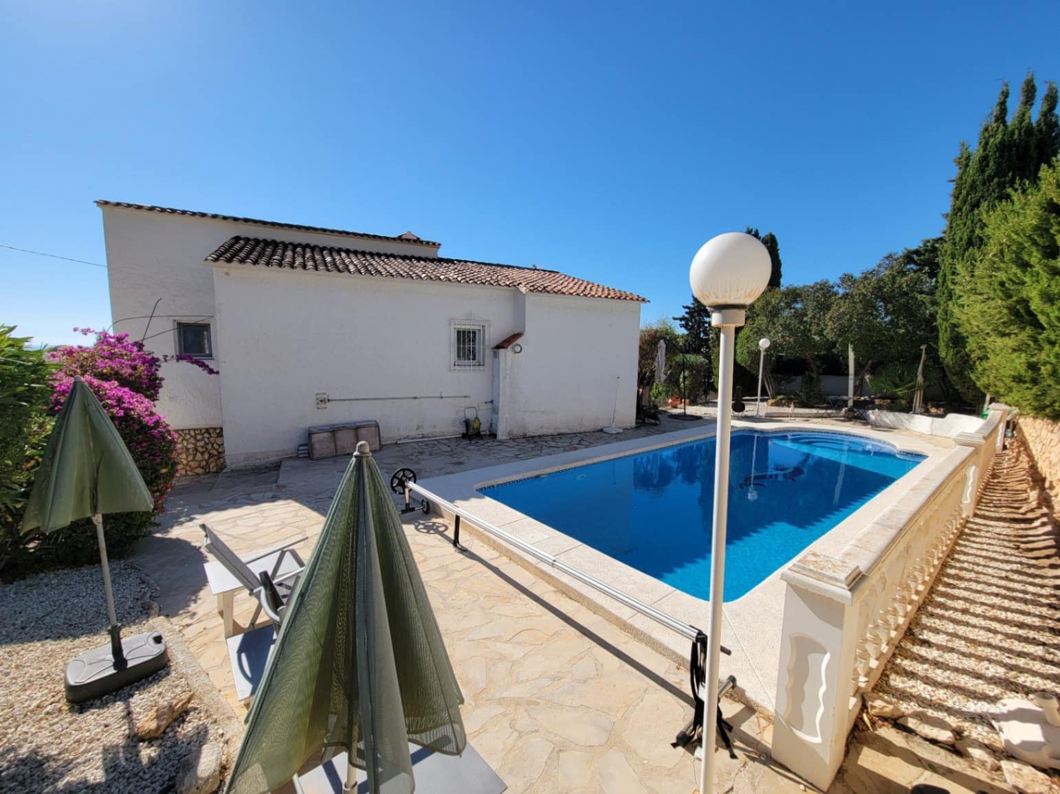 4 soveværelse Villa til salg i Calpe / Calp med swimmingpool garage - € 495.000 (Ref: 10154104)