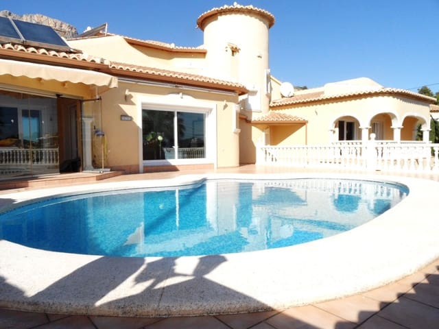 5 soveværelse Villa til salg i Canuta, Calpe / Calp - € 749.000 (Ref: 6613366)
