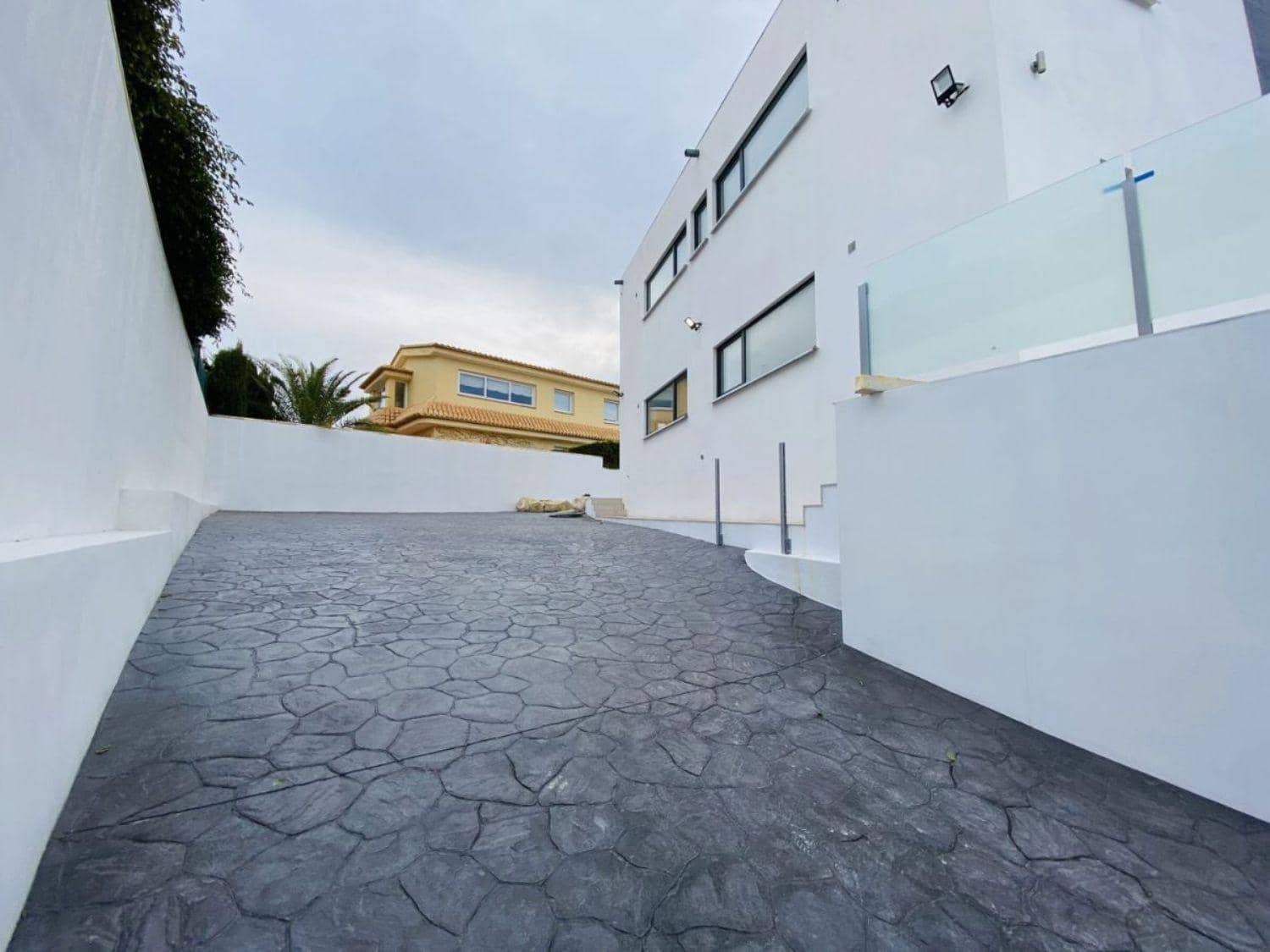 4 soveværelse Villa til salg i Calpe / Calp - € 1.400.000 (Ref: 6613450)