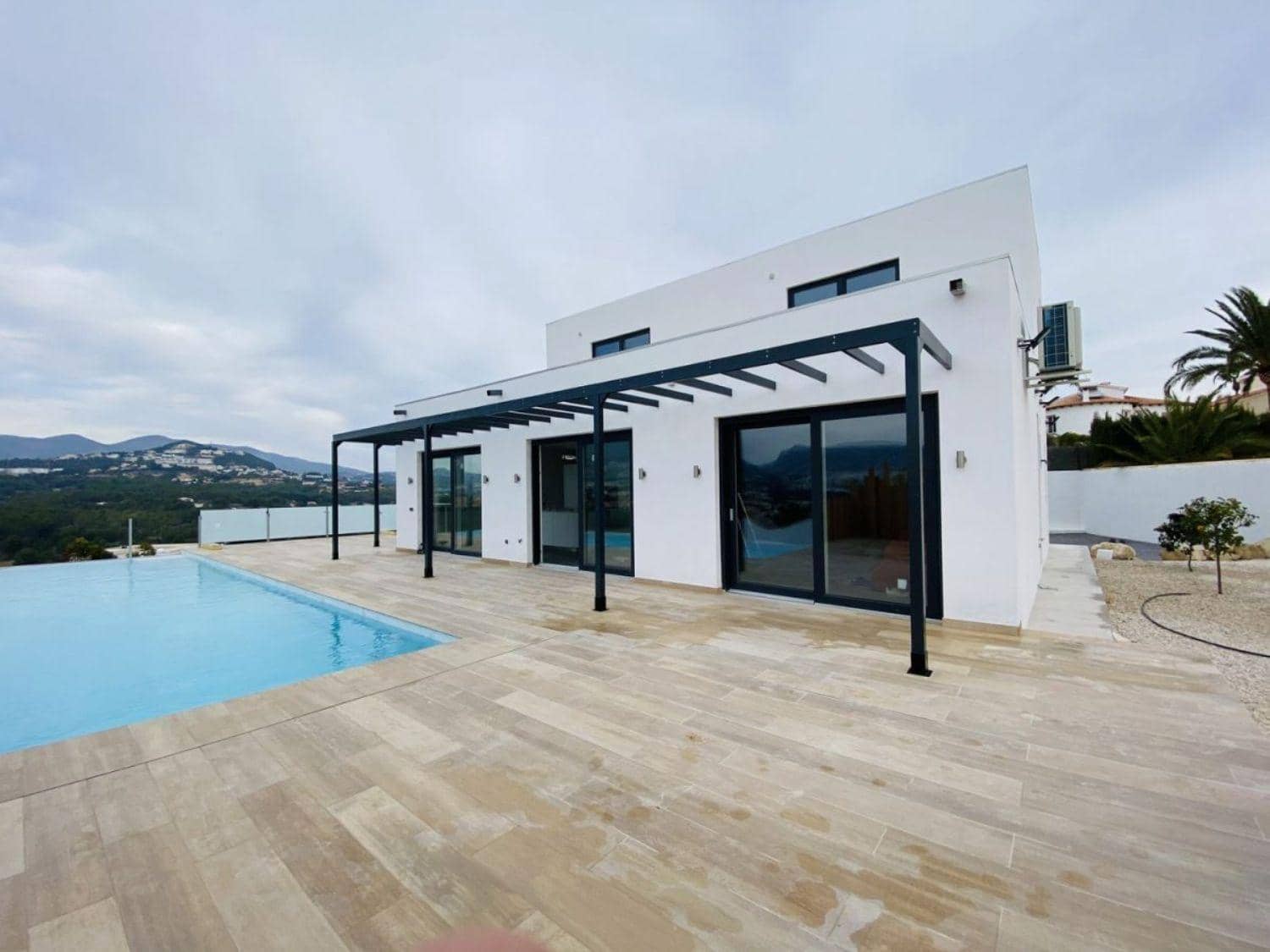 4 soveværelse Villa til salg i Calpe / Calp - € 1.400.000 (Ref: 6613450)