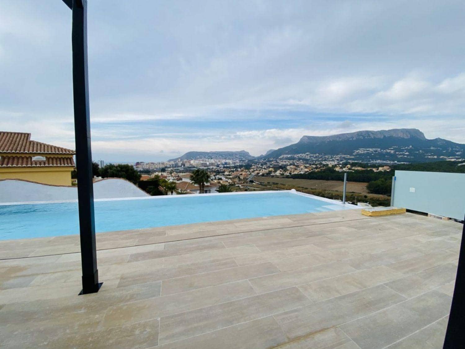 4 soveværelse Villa til salg i Calpe / Calp - € 1.400.000 (Ref: 6613450)