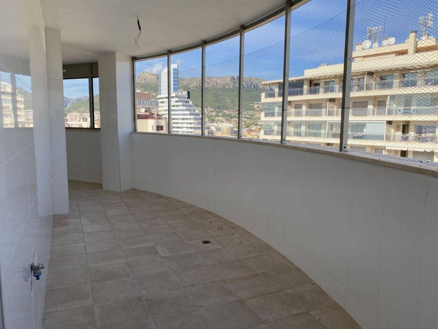 3 soveværelse Lejlighed til salg i Calpe / Calp med garage - € 1.500.000 (Ref: 6613467)