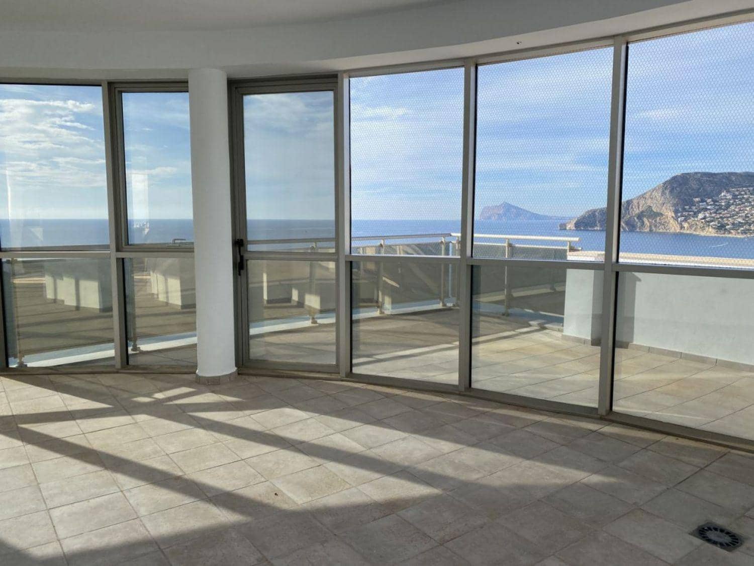 3 soveværelse Lejlighed til salg i Calpe / Calp med garage - € 1.500.000 (Ref: 6613467)