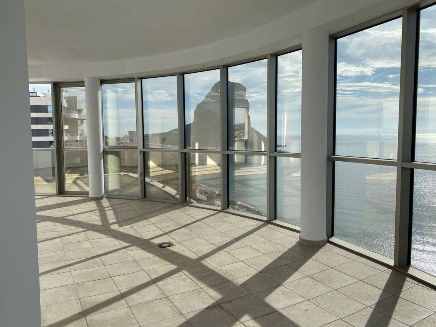 3 soveværelse Lejlighed til salg i Calpe / Calp med garage - € 1.500.000 (Ref: 6613467)