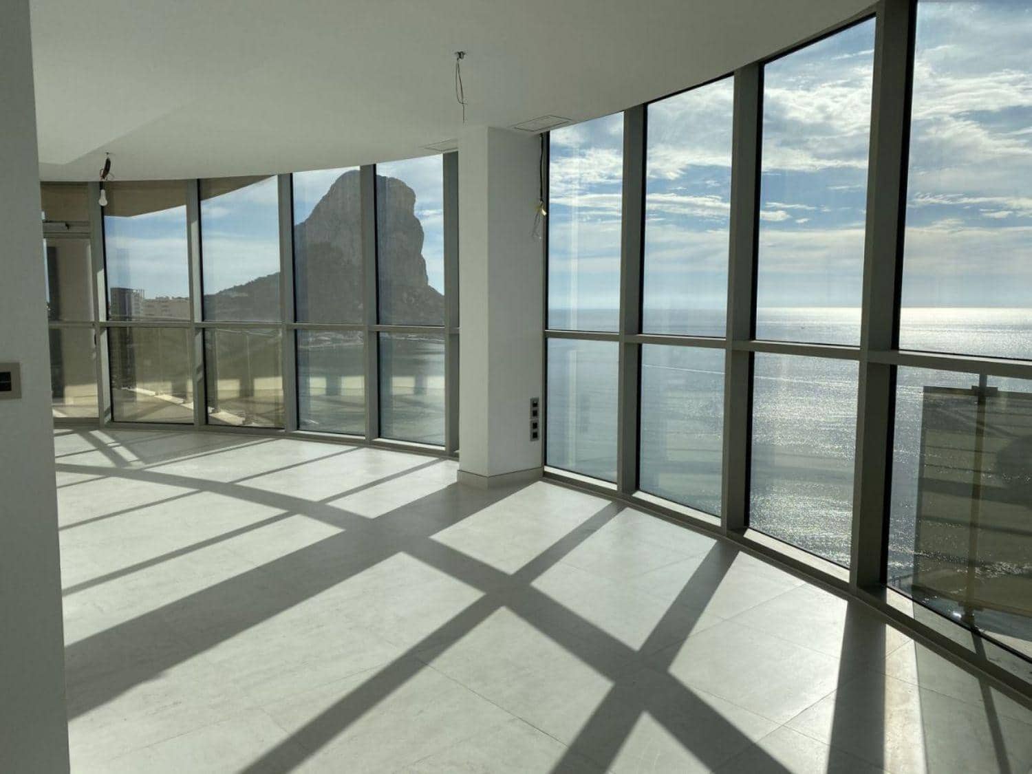 3 soveværelse Lejlighed til salg i Calpe / Calp med garage - € 1.500.000 (Ref: 6613467)