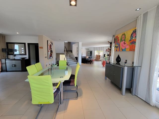 3 soveværelse Villa til salg i Cometa - Carrió, Calpe / Calp med garage - € 995.000 (Ref: 6613587)