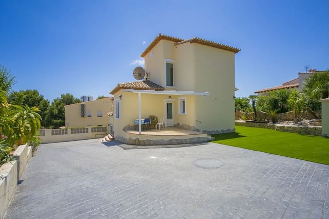 3 bedroom Villa for sale in Cometa - Carrió, Calpe / Calp with pool garage - € 725,000 (Ref: 6967051)