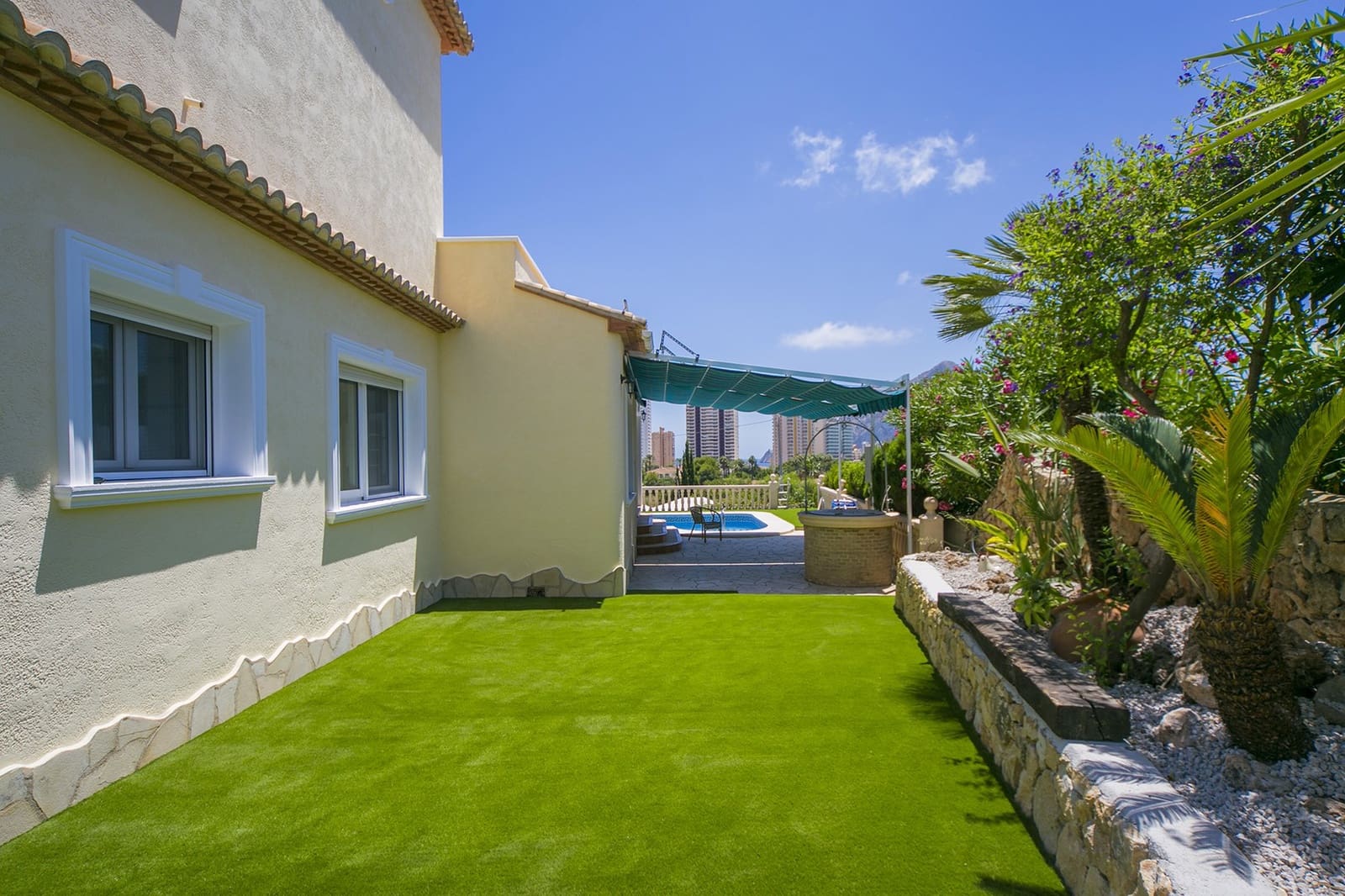 3 bedroom Villa for sale in Calpe / Calp with pool garage - € 725,000 (Ref: 6967051)