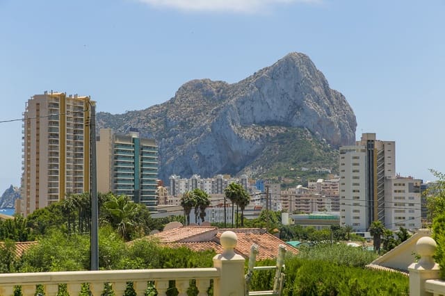 3 bedroom Villa for sale in Cometa - Carrió, Calpe / Calp with pool garage - € 725,000 (Ref: 6967051)