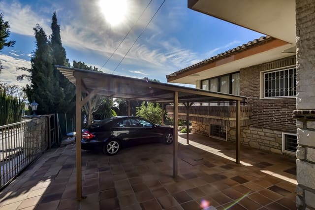 6 soveværelse Villa til salg i Urbanizaciones, Benidorm med swimmingpool garage - € 860.000 (Ref: 7670779)