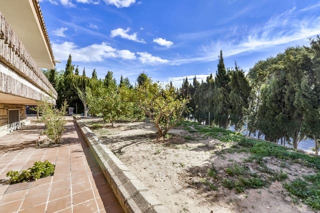 6 soveværelse Villa til salg i Urbanizaciones, Benidorm med swimmingpool garage - € 860.000 (Ref: 7670779)