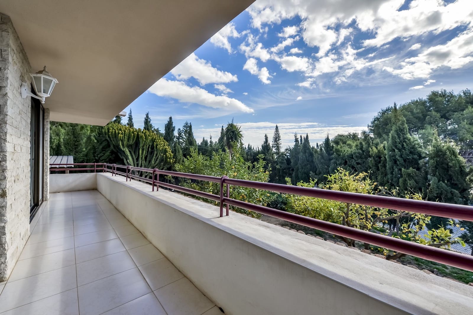 6 Zimmer Villa zu verkaufen in Benidorm mit Pool Garage - 860.000 € (Ref: 7670779)