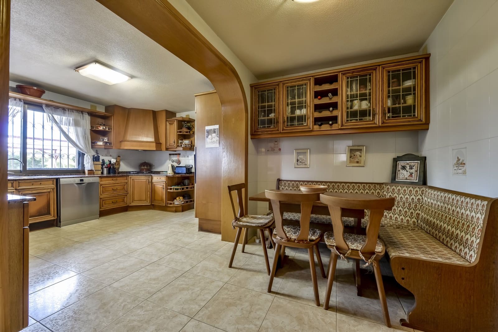 6 Zimmer Villa zu verkaufen in Benidorm mit Pool Garage - 860.000 € (Ref: 7670779)