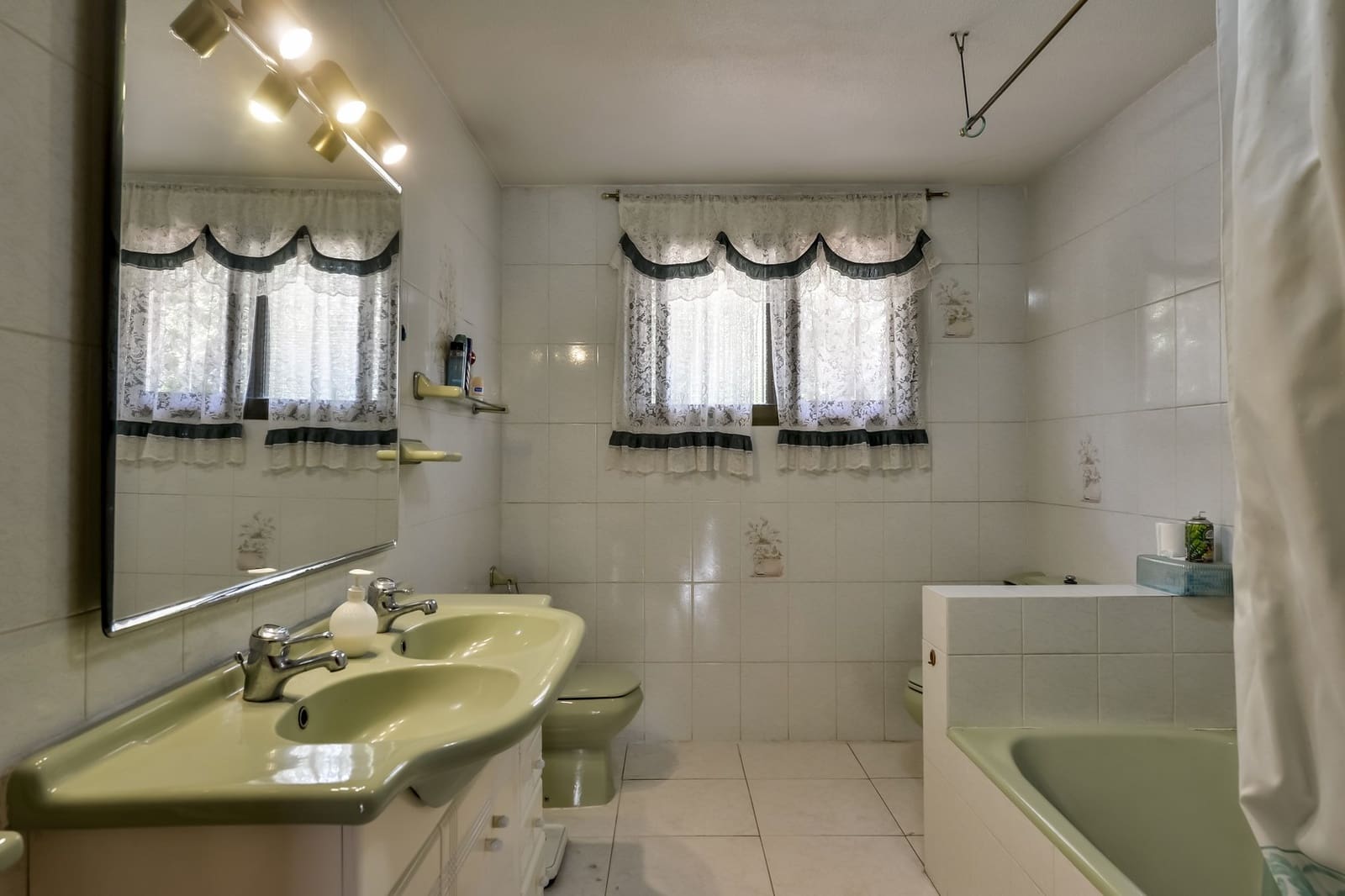 6 Zimmer Villa zu verkaufen in Benidorm mit Pool Garage - 860.000 € (Ref: 7670779)