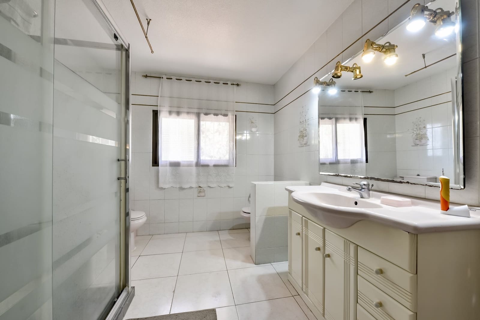 6 Zimmer Villa zu verkaufen in Benidorm mit Pool Garage - 860.000 € (Ref: 7670779)