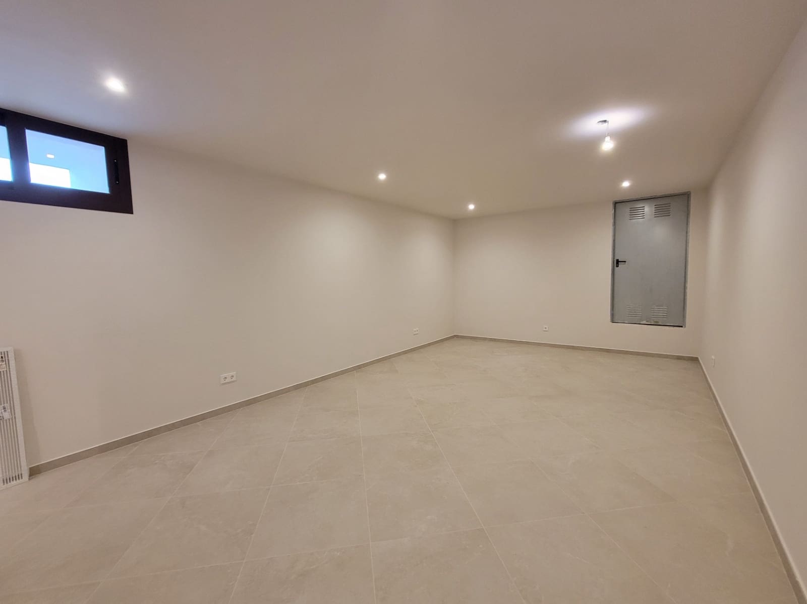 5 soveværelse Villa til salg i Calpe / Calp med swimmingpool garage - € 1.550.000 (Ref: 8543118)
