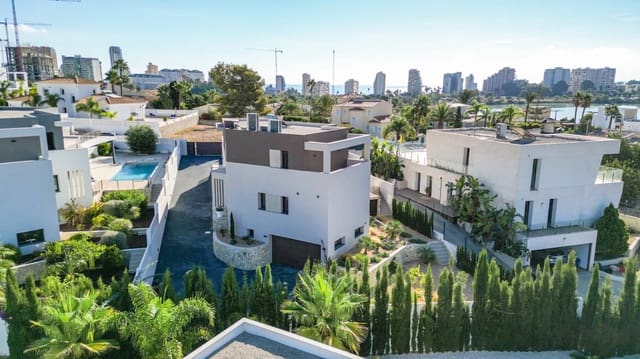 5 sypialnia Willa na sprzedaż w Cometa - Carrió, Calpe / Calp z basenem garażem - 1 625 000 € (Ref: 8543118)