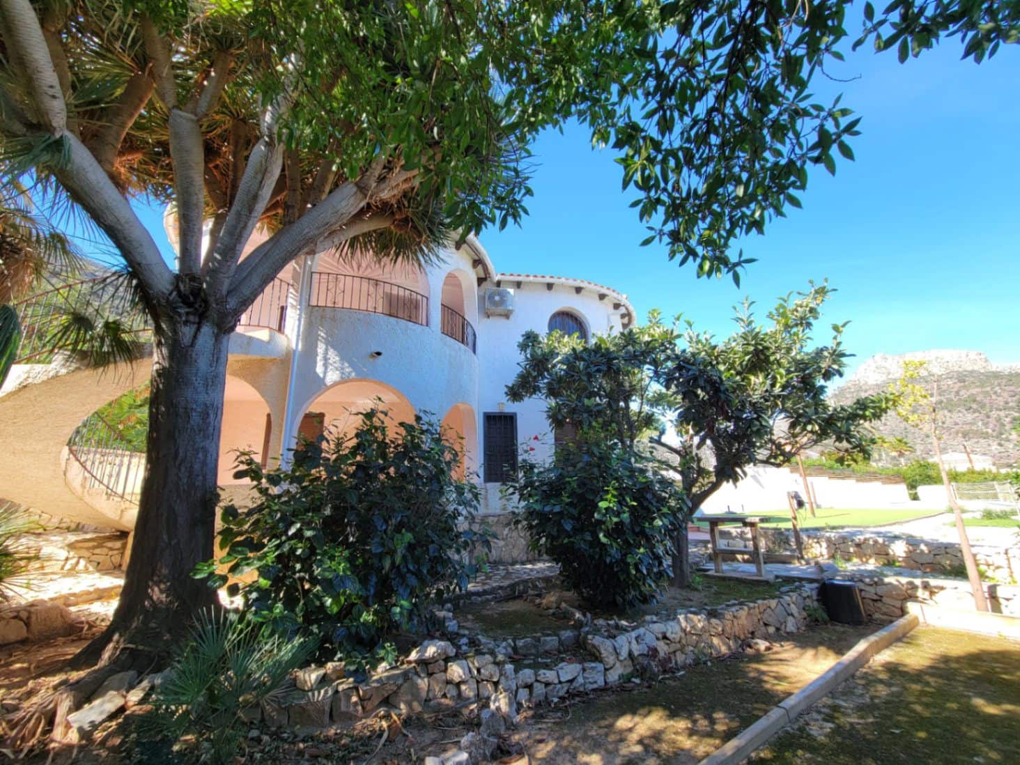 3 soveværelse Villa til salg i Calpe / Calp med swimmingpool garage - € 525.000 (Ref: 8620949)