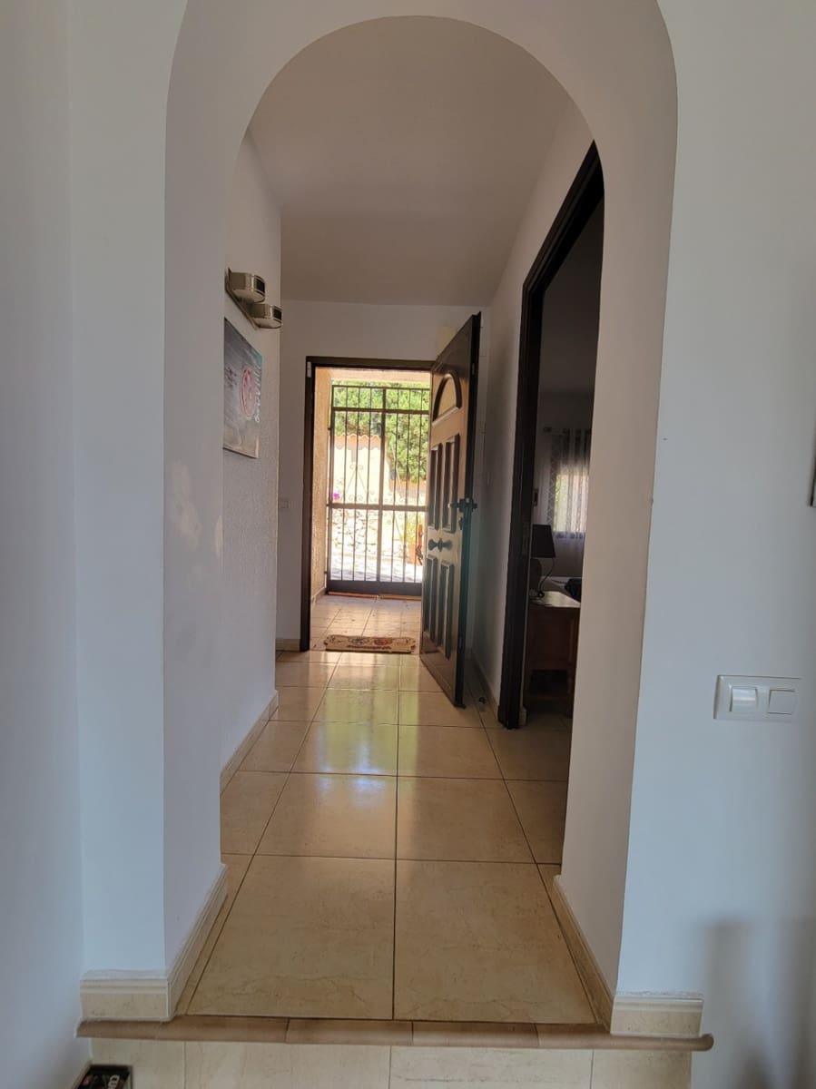 4 soveværelse Villa til salg i Calpe / Calp med swimmingpool garage - € 730.000 (Ref: 8983701)