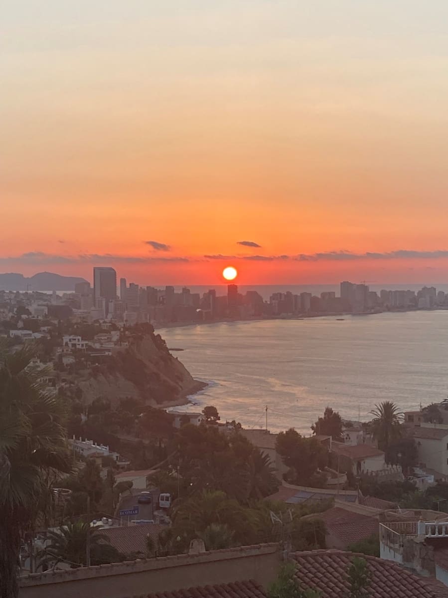 4 soveværelse Villa til salg i Calpe / Calp med swimmingpool garage - € 730.000 (Ref: 8983701)