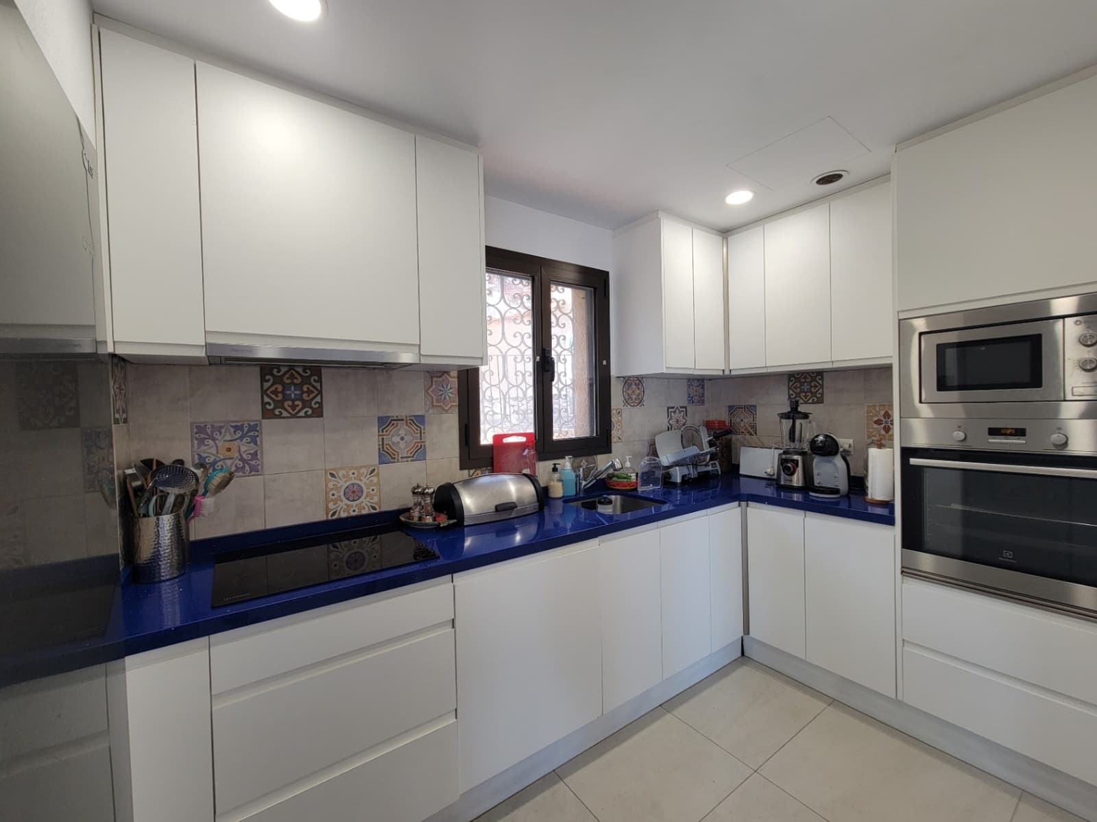 4 soveværelse Villa til salg i Calpe / Calp med swimmingpool garage - € 730.000 (Ref: 8983701)