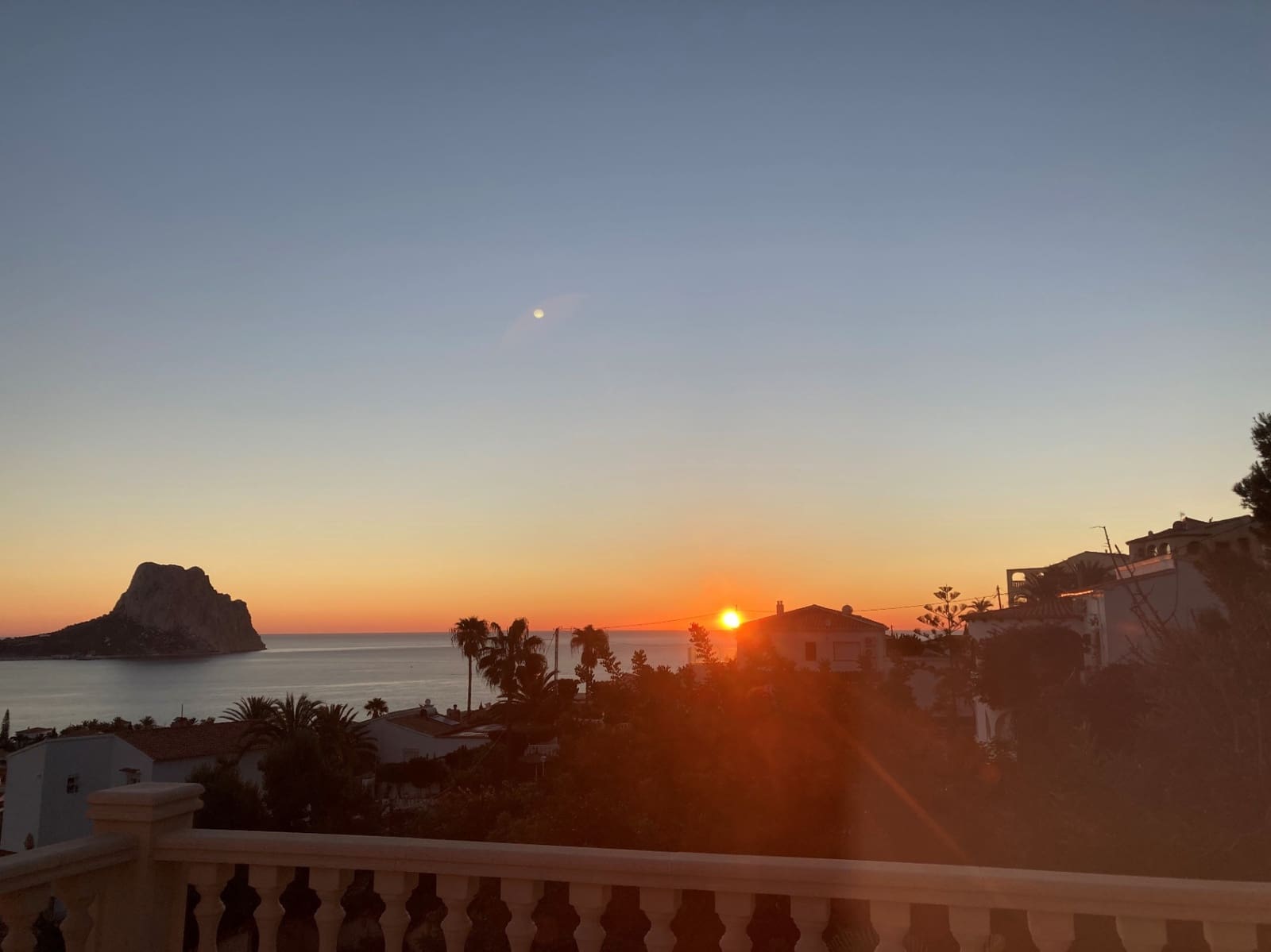 4 soveværelse Villa til salg i Calpe / Calp med swimmingpool garage - € 730.000 (Ref: 8983701)