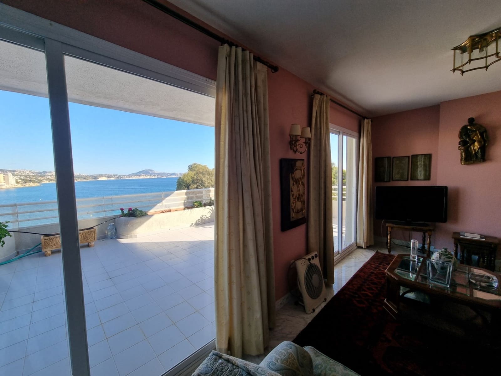 2 bedroom Apartment for sale in Calpe / Calp with pool garage - € 1,600,000 (Ref: 9172321)
