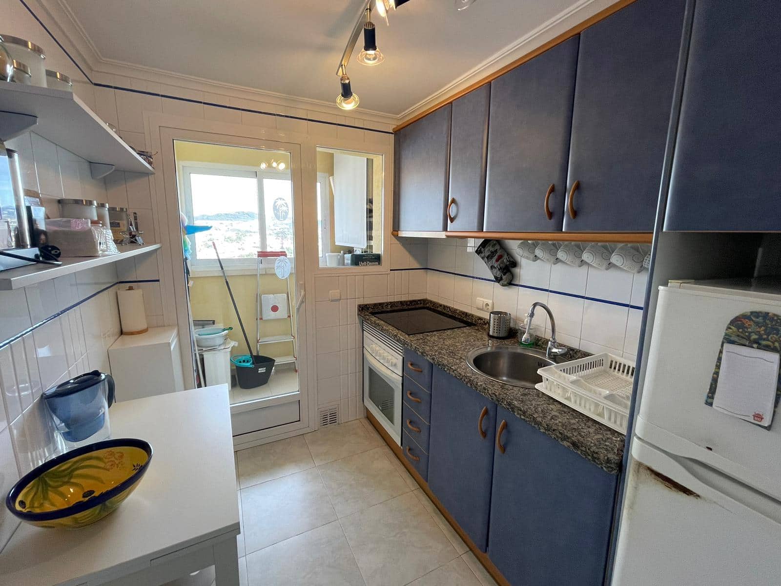 2 makuuhuone Huoneisto myytävänä paikassa Calpe / Calp mukana uima-altaan 
autotalli - 495 000 € (Ref: 9383866)