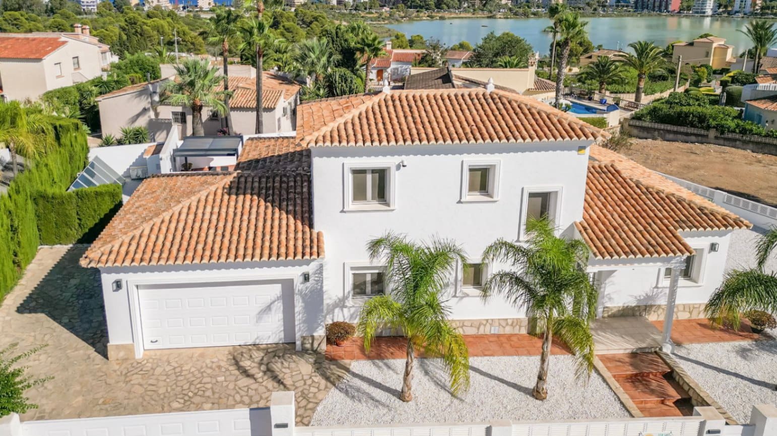 4 quarto Moradia para venda em Calpe / Calp com piscina garagem - 995 000 € (Ref: 9405894)