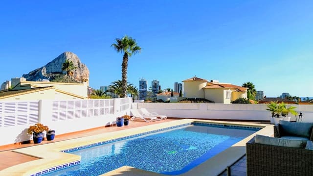 Chalet de 4 habitaciones en Cometa - Carrió, Calpe / Calp en venta con piscina garaje - 995.000 € (Ref: 9405894)
