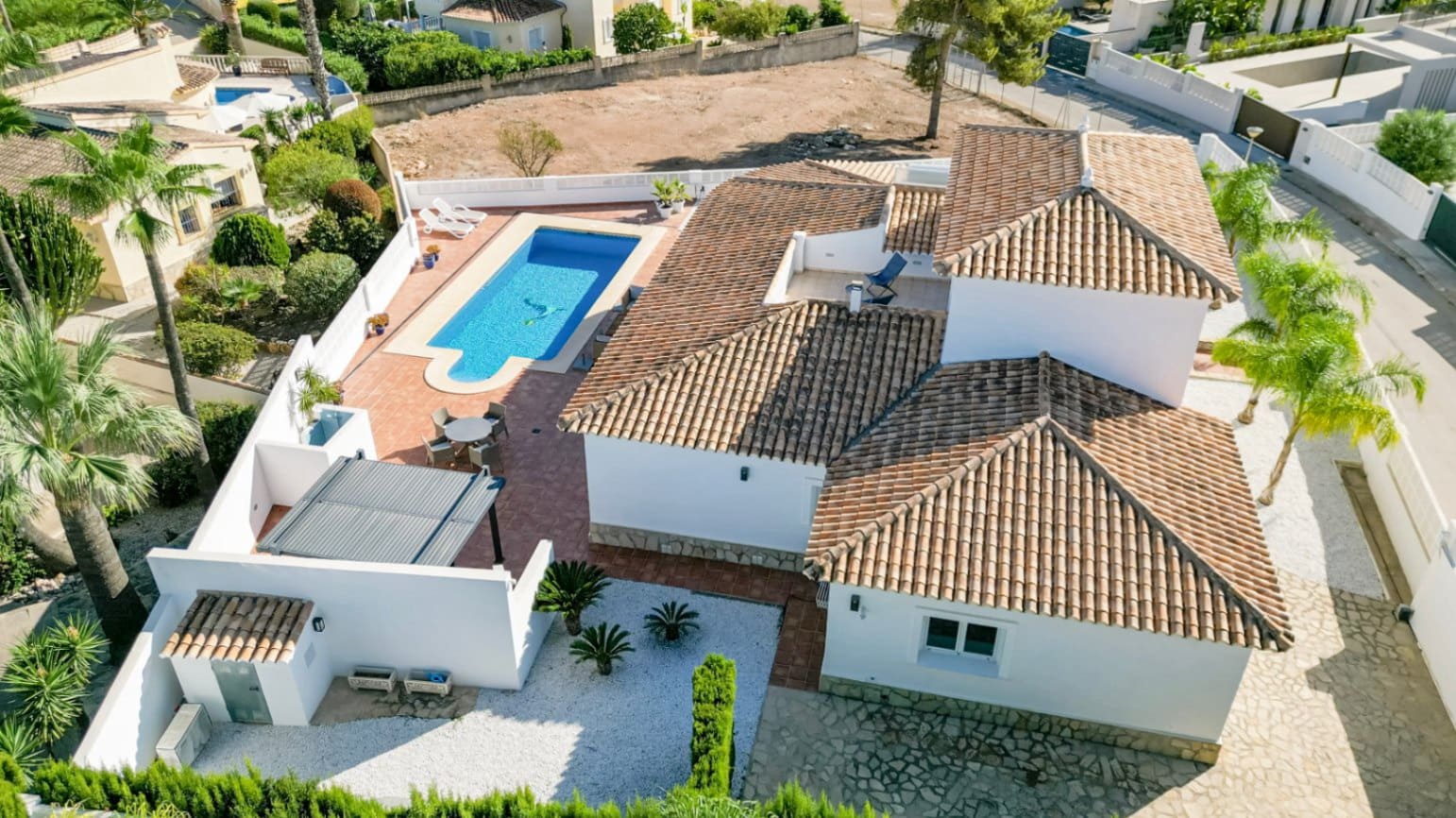 4 quarto Moradia para venda em Calpe / Calp com piscina garagem - 995 000 € (Ref: 9405894)