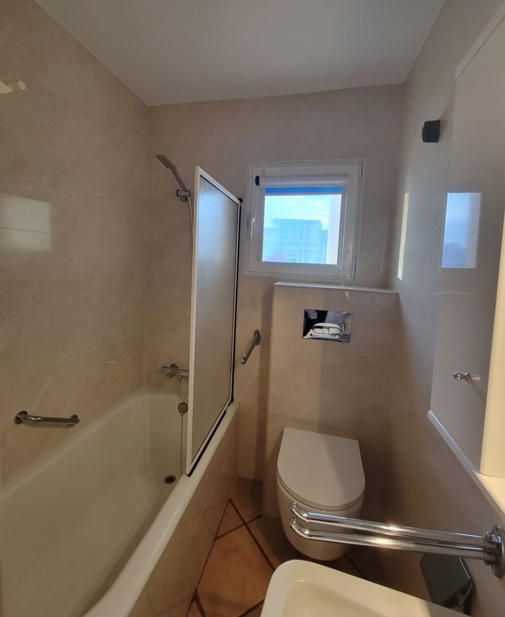 3 bedroom Apartment for sale in Calpe / Calp - € 325,000 (Ref: 9511428)