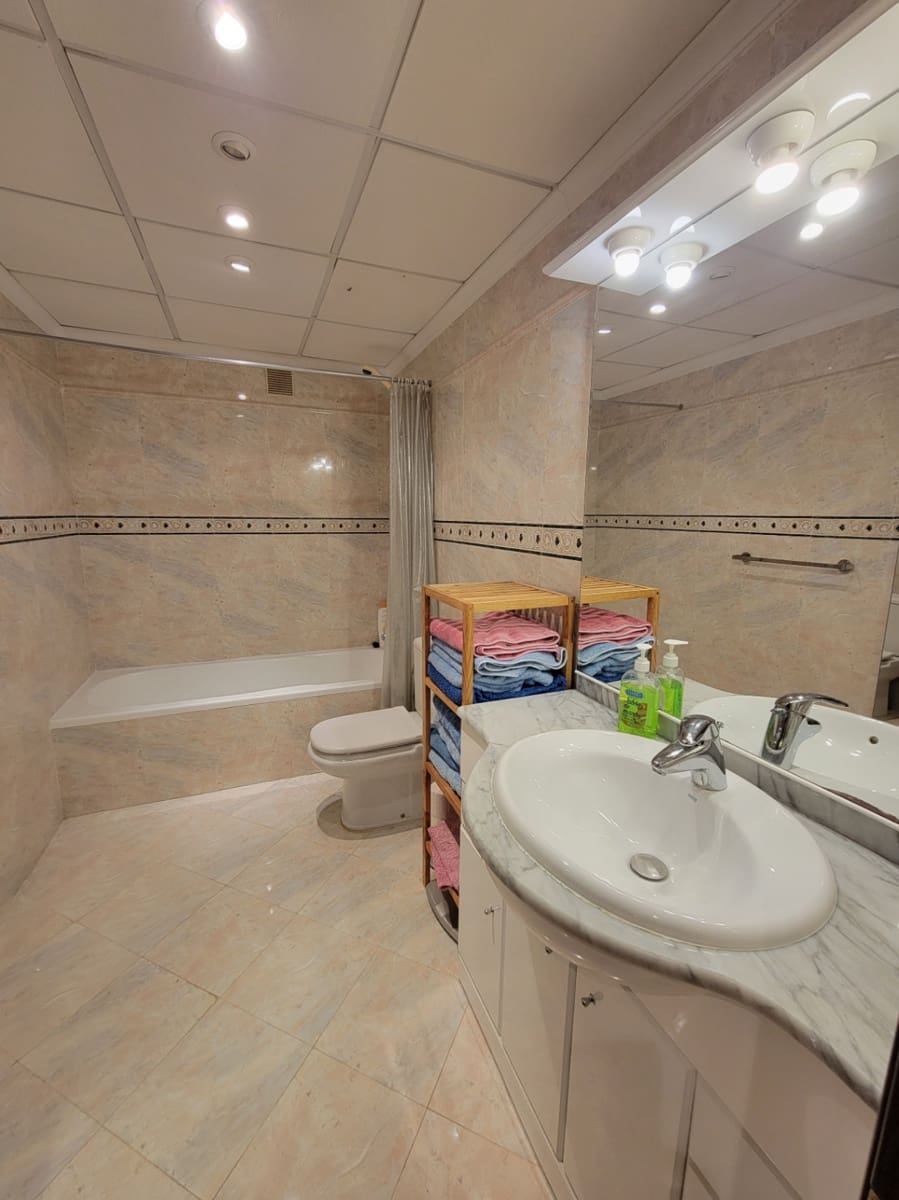 3 soveværelse Lejlighed til salg i Calpe / Calp med swimmingpool garage - € 849.000 (Ref: 9727075)