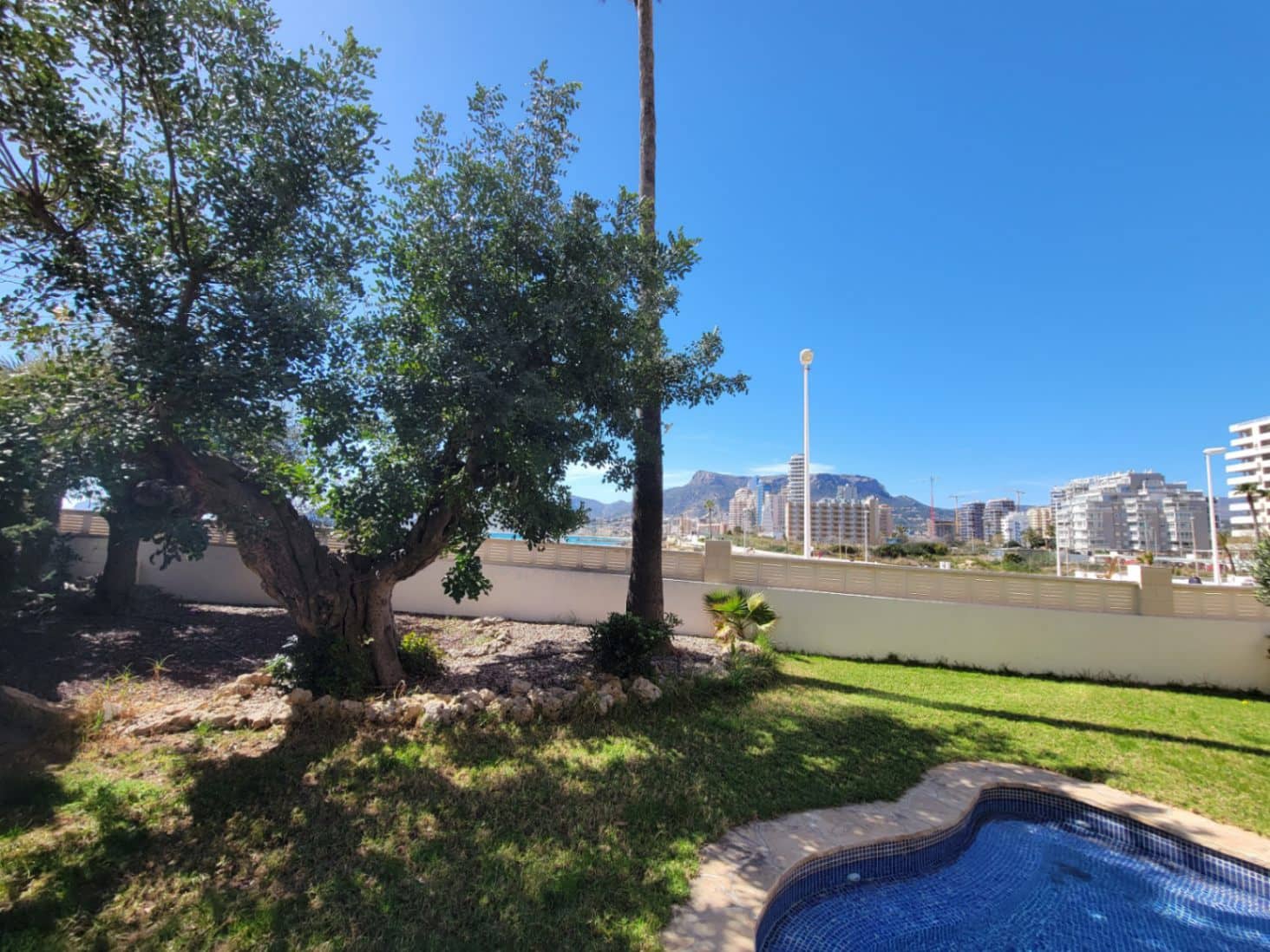 3 soveværelse Lejlighed til salg i Calpe / Calp med swimmingpool garage - € 849.000 (Ref: 9727075)