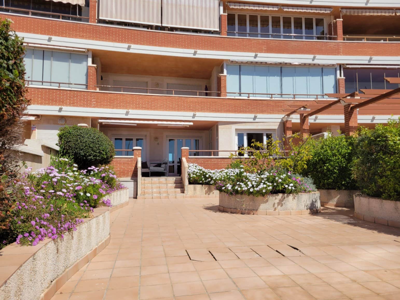3 soveværelse Lejlighed til salg i Calpe / Calp med swimmingpool garage - € 849.000 (Ref: 9727075)