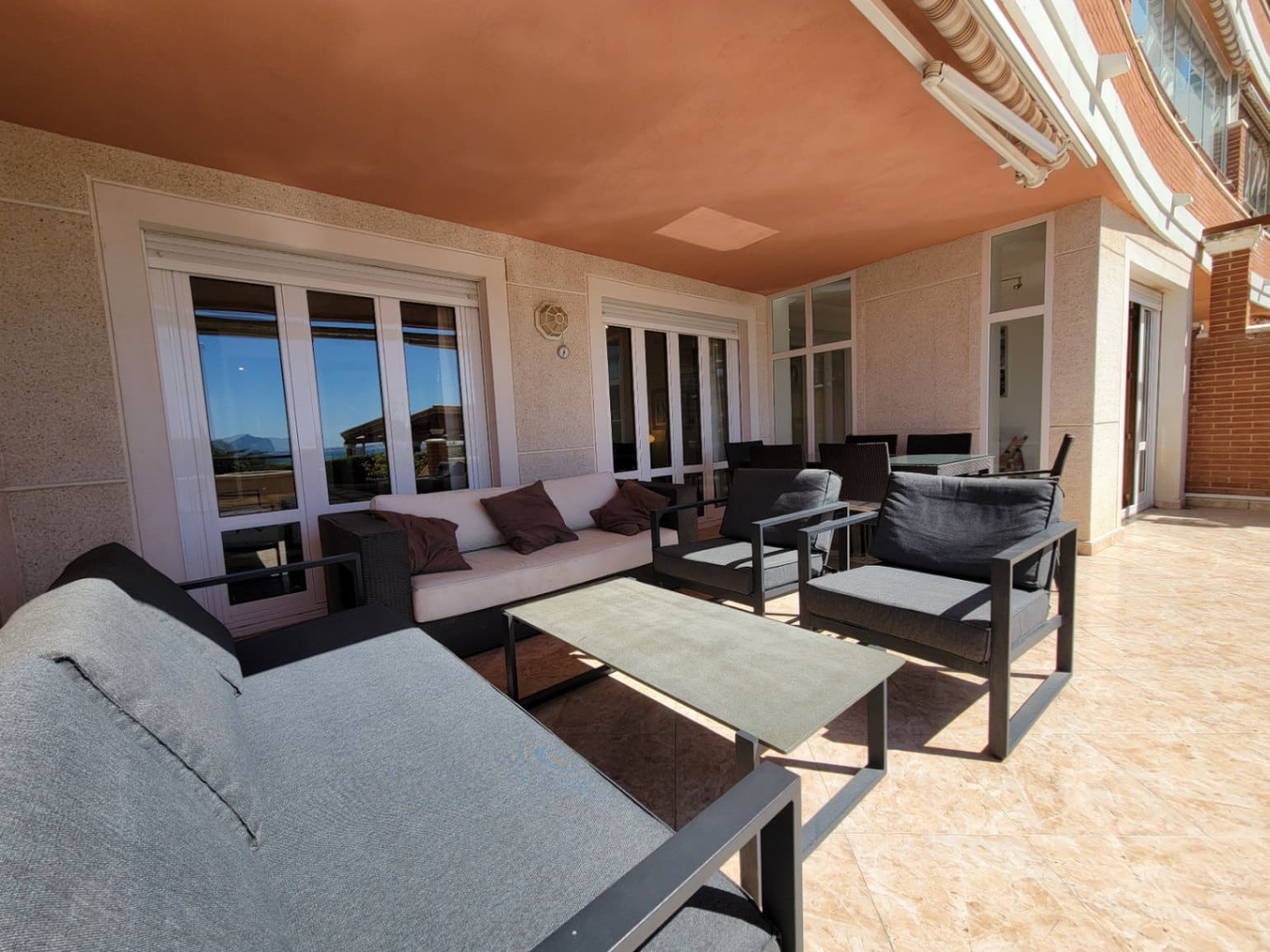 3 soveværelse Lejlighed til salg i Calpe / Calp med swimmingpool garage - € 849.000 (Ref: 9727075)