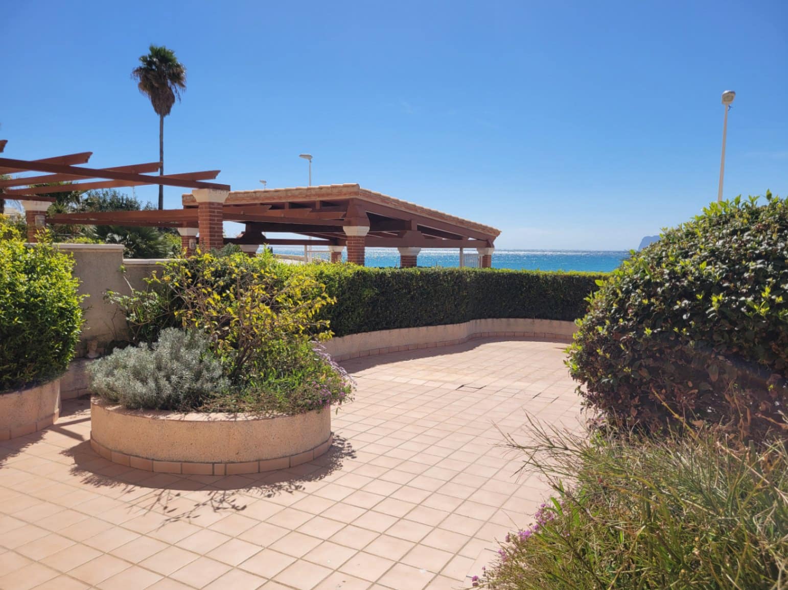 3 soveværelse Lejlighed til salg i Calpe / Calp med swimmingpool garage - € 849.000 (Ref: 9727075)