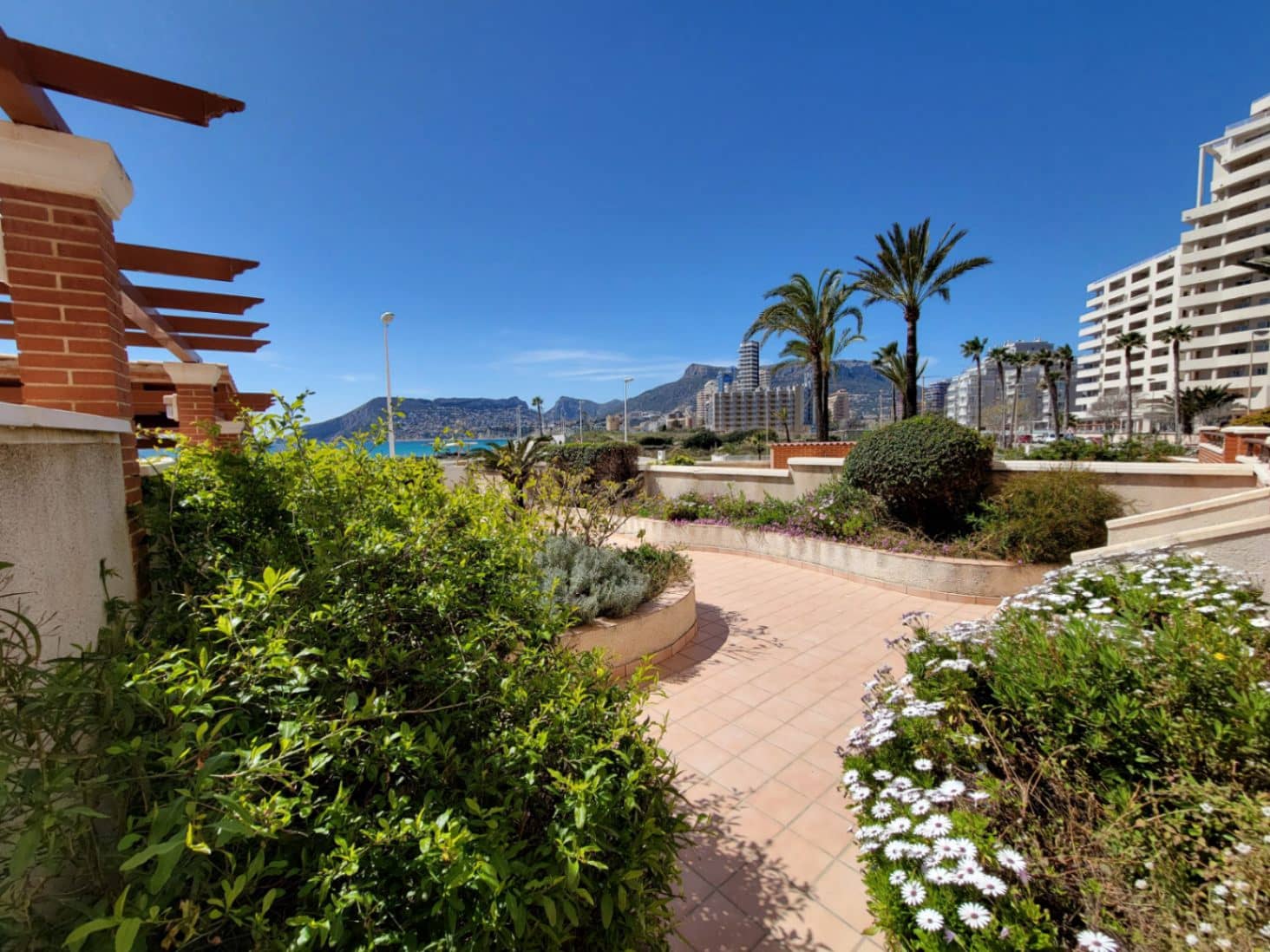 3 soveværelse Lejlighed til salg i Calpe / Calp med swimmingpool garage - € 849.000 (Ref: 9727075)