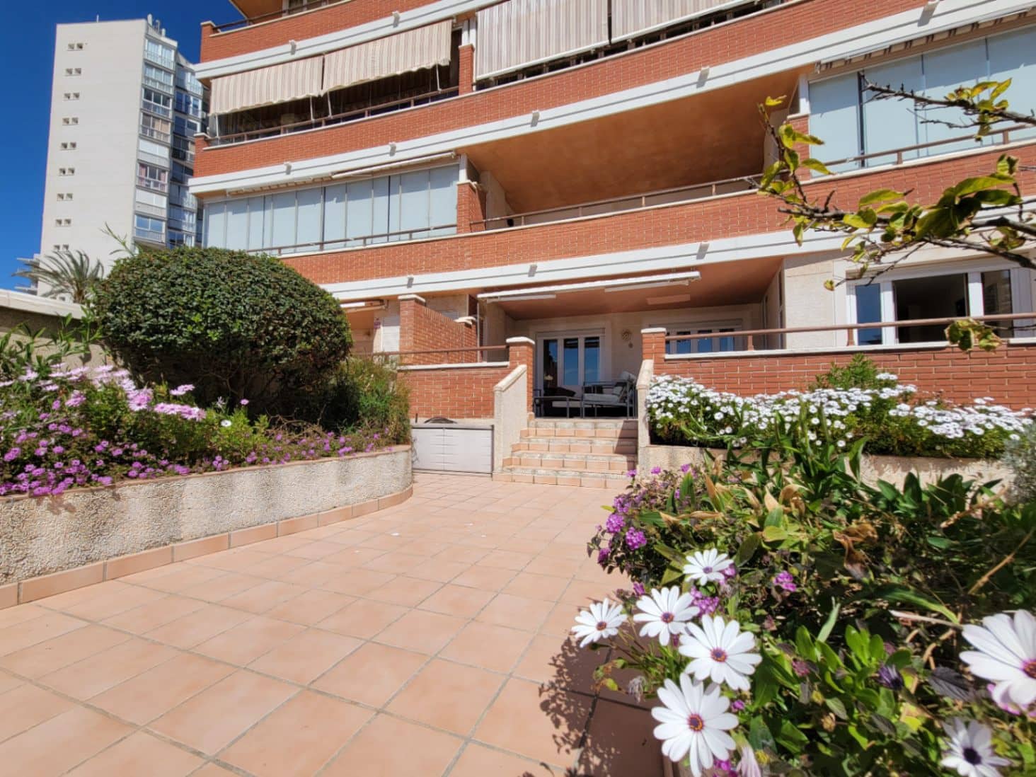 3 soveværelse Lejlighed til salg i Calpe / Calp med swimmingpool garage - € 849.000 (Ref: 9727075)