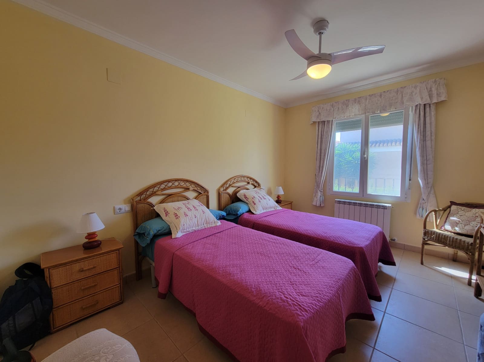 4 bedroom Villa for sale in Calpe / Calp with pool garage - € 799,000 (Ref: 9734015)