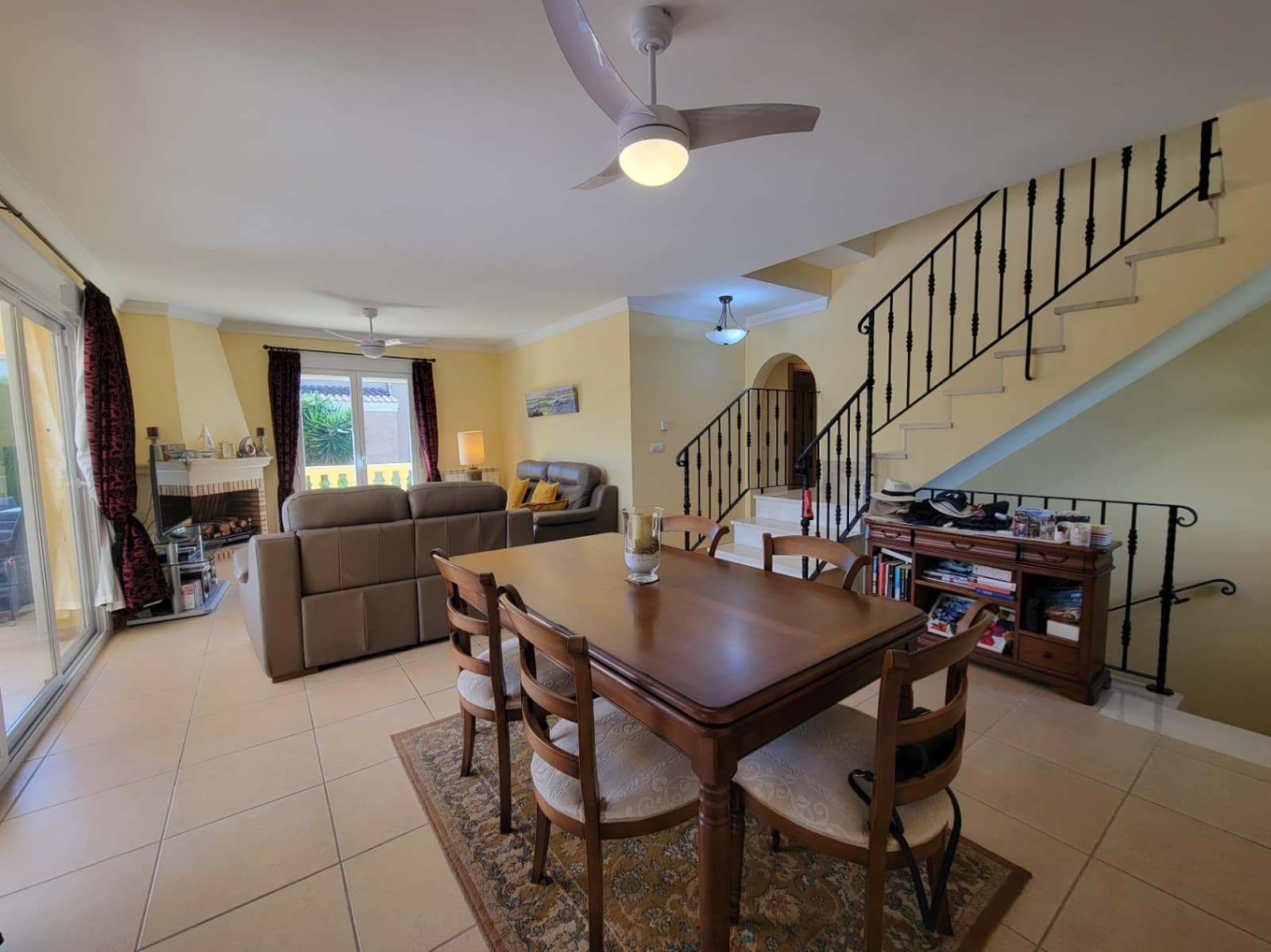 4 bedroom Villa for sale in Calpe / Calp with pool garage - € 799,000 (Ref: 9734015)