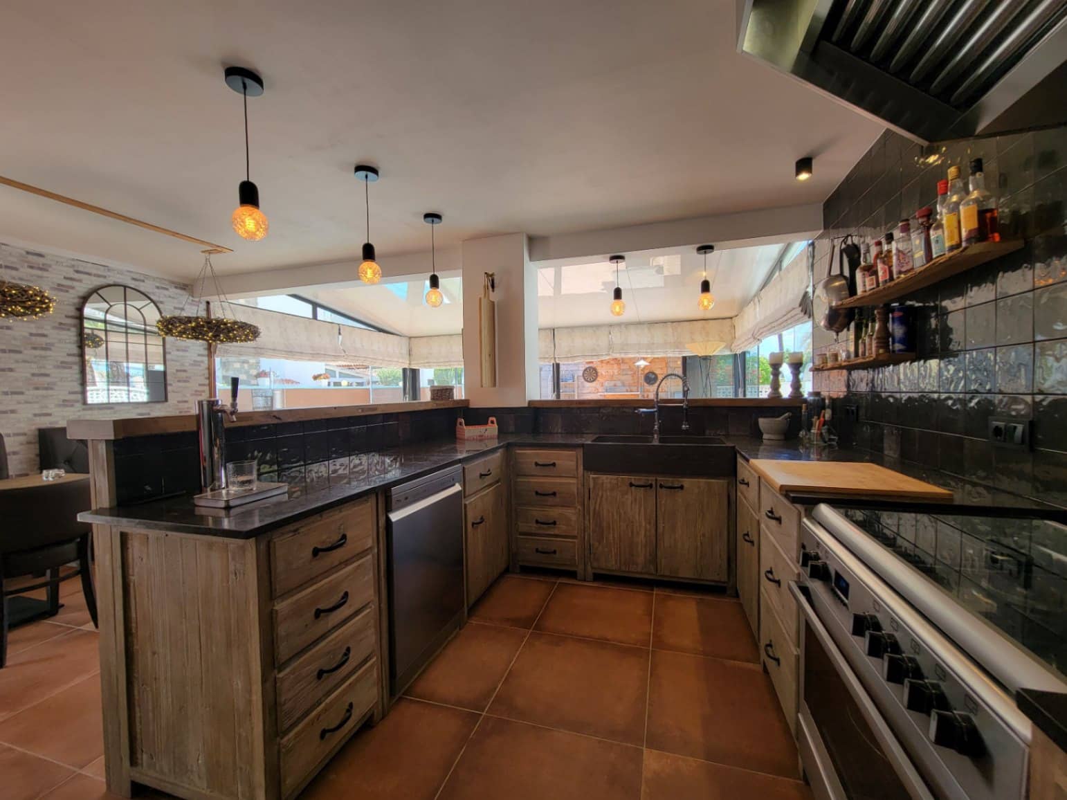 2 soveværelse Villa til salg i Calpe / Calp med swimmingpool garage - € 420.000 (Ref: 9838658)