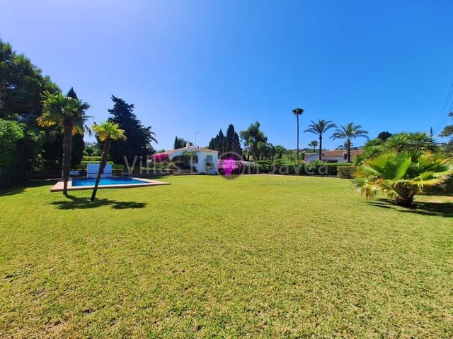 4 bedroom Villa for rent in Cap Martí - El Tossalet - Pinomar, Javea / Xàbia with pool - € 2,200 (Ref: 10158176)
