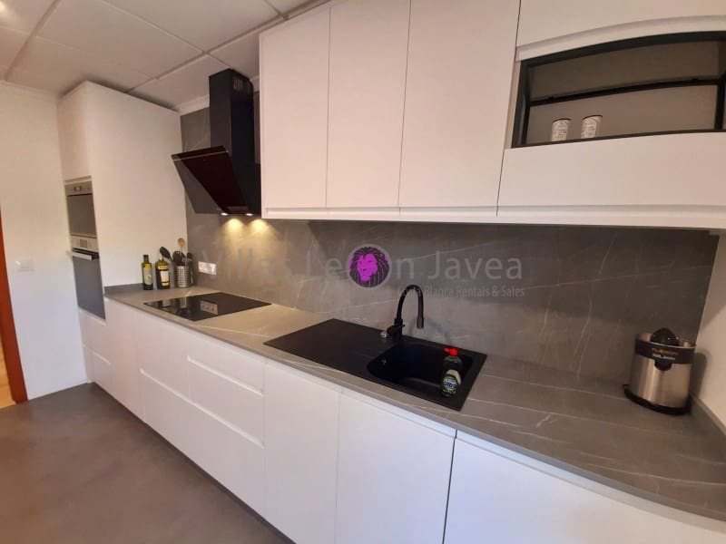 3 soveværelse Lejlighed til leje i Javea / Xabia med swimmingpool garage - € 1.650 (Ref: 9605283)