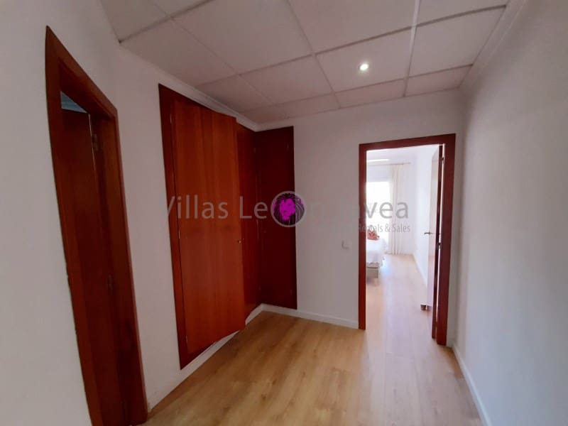 3 soveværelse Lejlighed til leje i Javea / Xabia med swimmingpool garage - € 1.650 (Ref: 9605283)