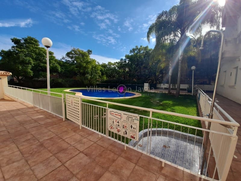 3 soveværelse Lejlighed til leje i Javea / Xabia med swimmingpool garage - € 1.650 (Ref: 9605283)